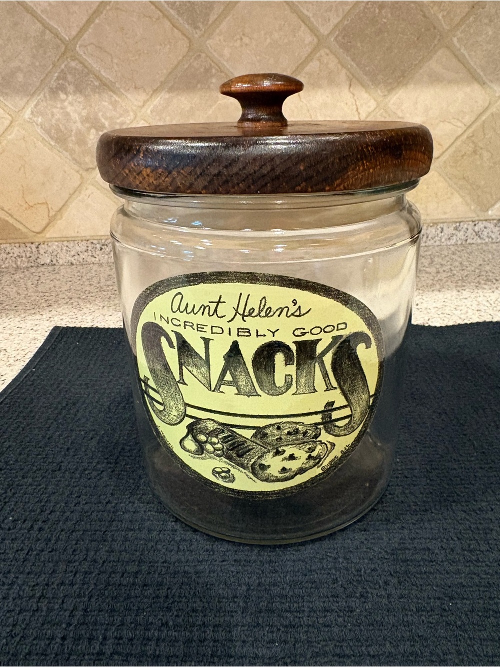 vintage SJL Products "Aunt Helen's Incredibly Good Snacks" glass jar